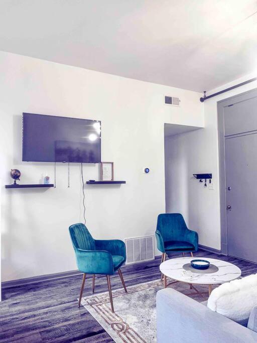 2br Unit W/ Cinema In Nulu Appartement *