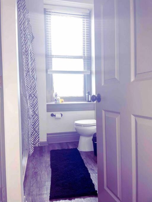 2br Unit W/ Cinema In Nulu Appartement Louisville-Jefferson County