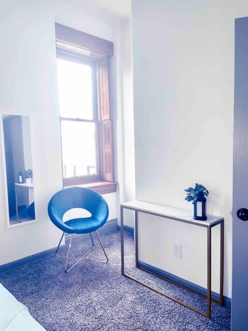 2br Unit W/ Cinema In Nulu Appartement *